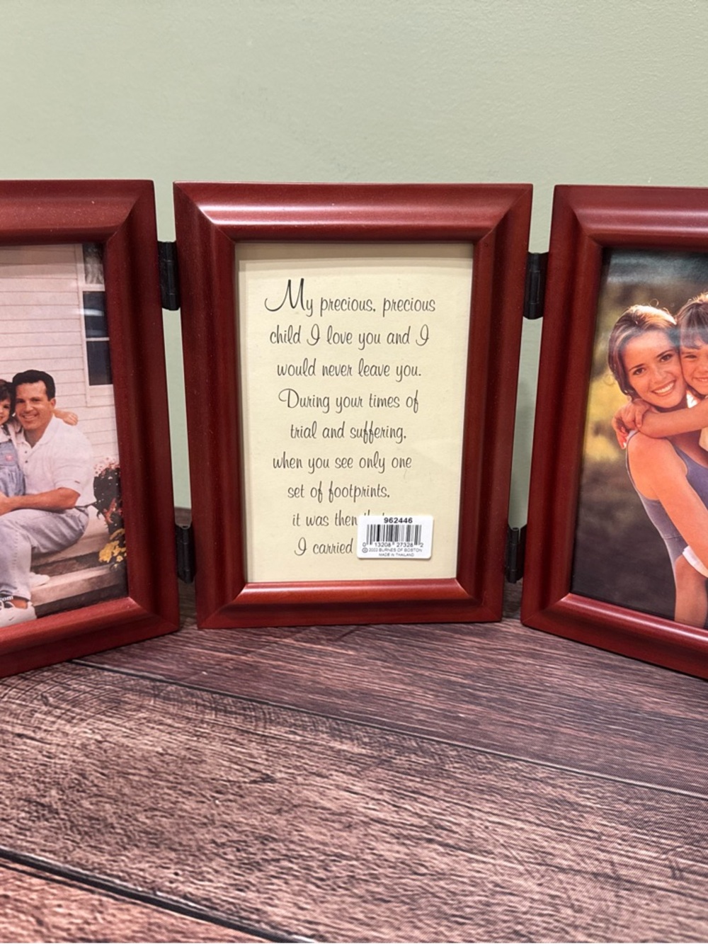 Burnes Of Boston Tri-Panel Folding Photo Frame in Mahogany Red Finish